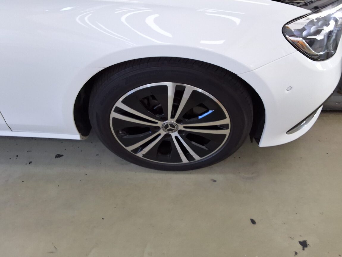 MERCEDES-BENZ E-CLASS (5TH GEN) E250 AVANTGARDE 2021 - zdjęcie 24