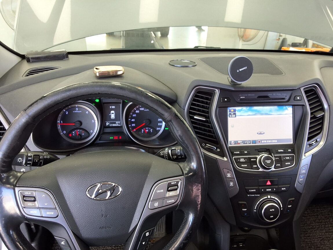 HYUNDAI SANTA FE (DM) DIESEL R2.0 2WD PREMIUM 2013 - zdjęcie 17