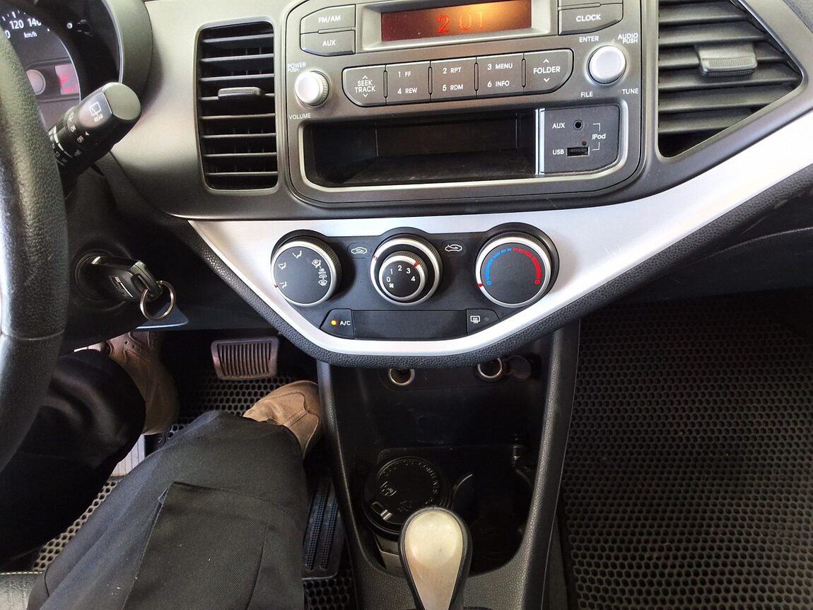 KIA ALL NEW MORNING GASOLINE DELUXE 2012 - zdjęcie 24