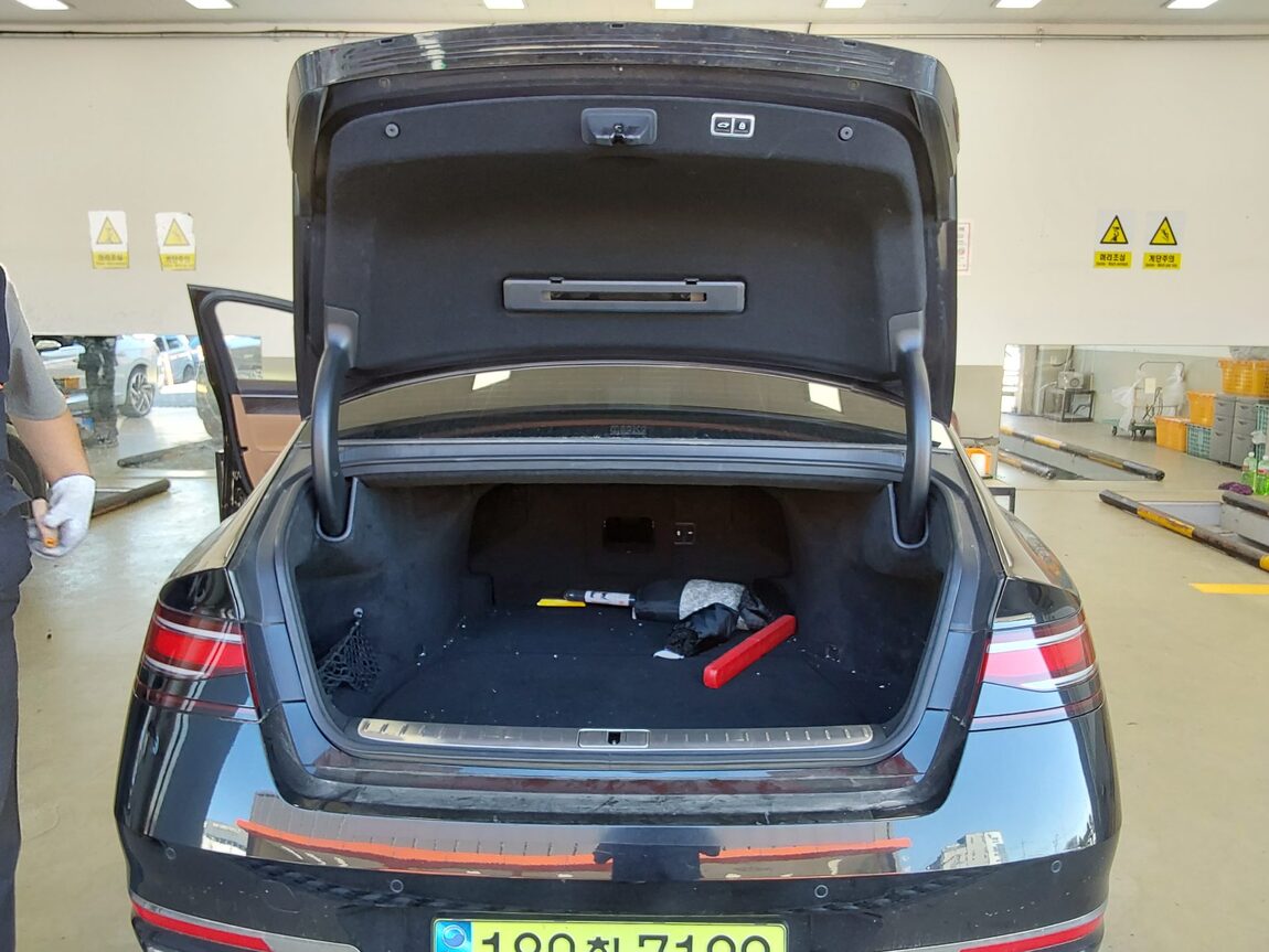 GENESIS NEW G90 3.5 TURBO AWD BASE MODEL 2023 - zdjęcie 15