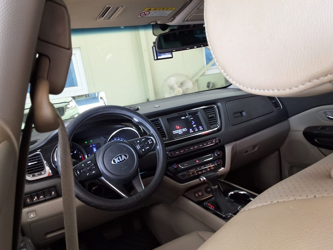 KIA THE NEW CARNIVAL 9-SEATER DIESEL PRESTIGE 2019 - zdjęcie 12