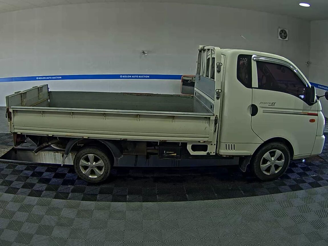 HYUNDAI PORTER II CRDi SUPER CAB EXTRA LONG WHEELBASE HIGH SUPER 2016 - zdjęcie 4