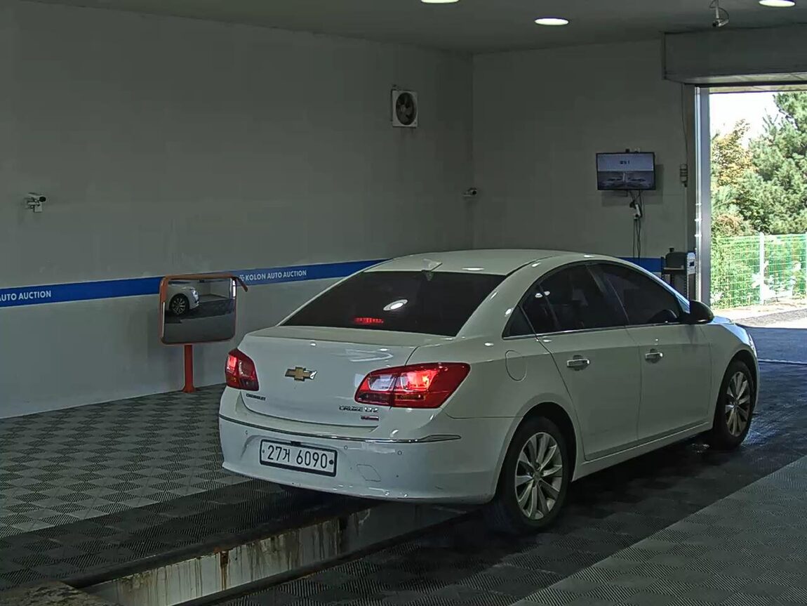 CHEVROLET (DAEWOO) AMAZING CRUZE 4-DOOR 1.4 TURBO LTZ 2015 - zdjęcie 5