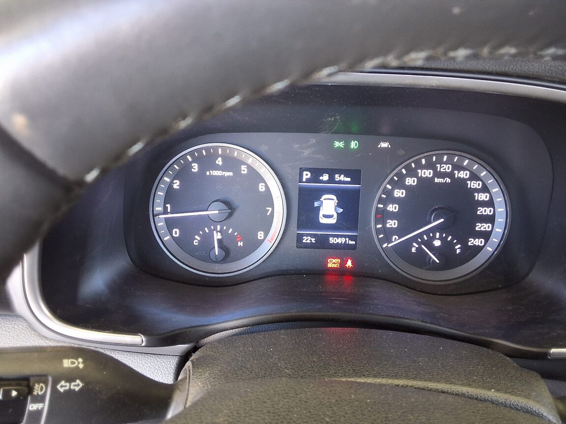 HYUNDAI NEW TUCSON 1.6 GASOLINE AWD PREMIUM 2019 - zdjęcie 10