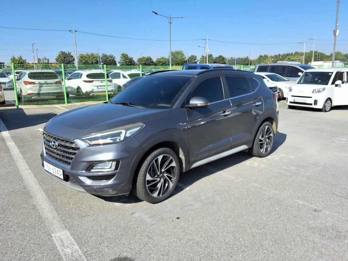 HYUNDAI NEW TUCSON 1.6 GASOLINE AWD PREMIUM 2019 - zdjęcie 2