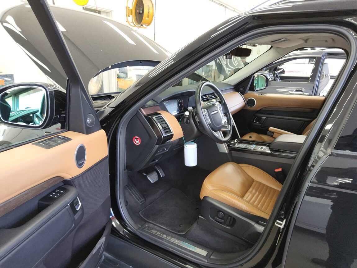 LAND ROVER DISCOVERY 5 3.0 TD6 HSE LUXURY 2018 - zdjęcie 10