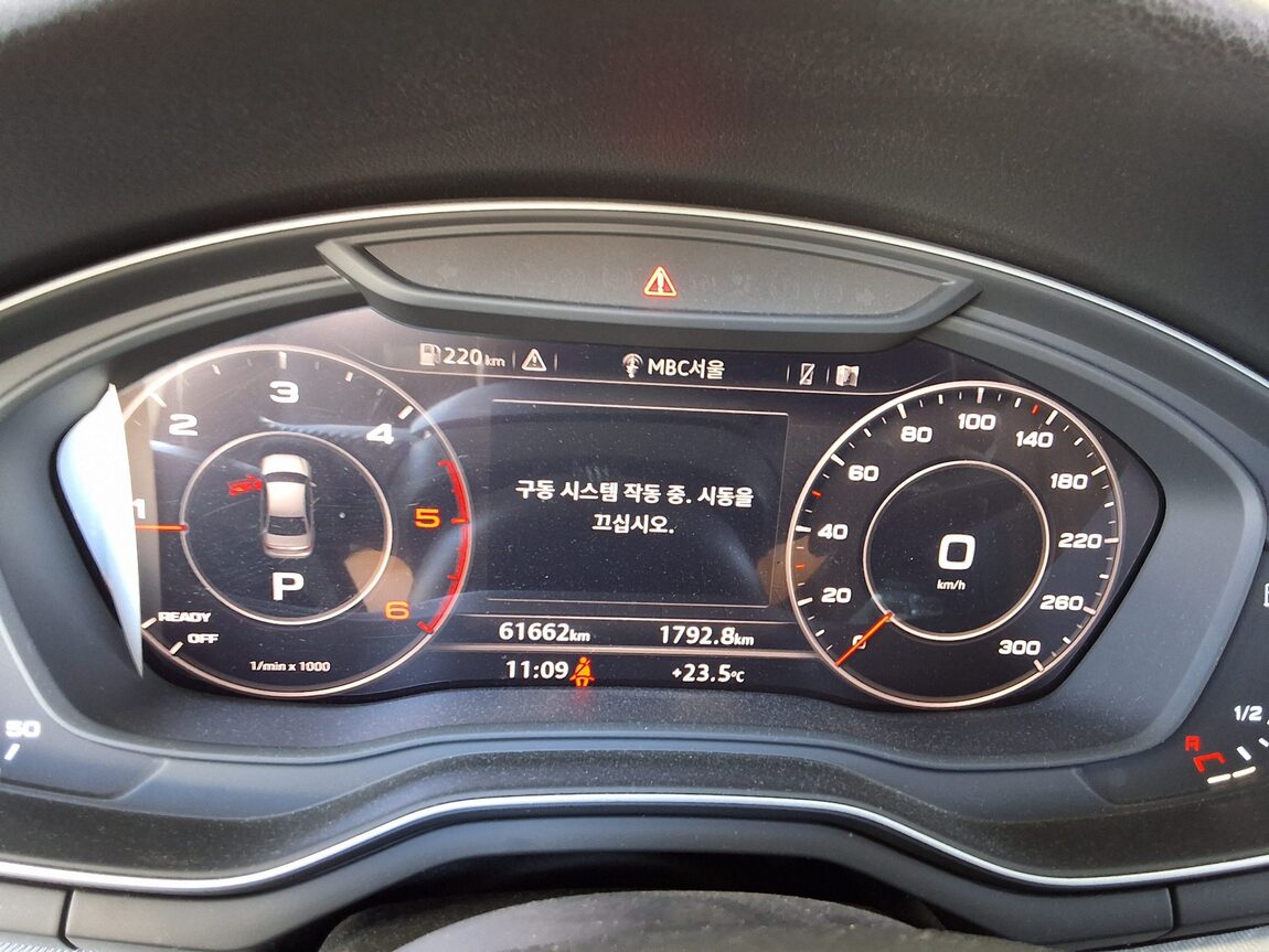 AUDI A4 (5TH GEN) 30 TDI 2018 - zdjęcie 9