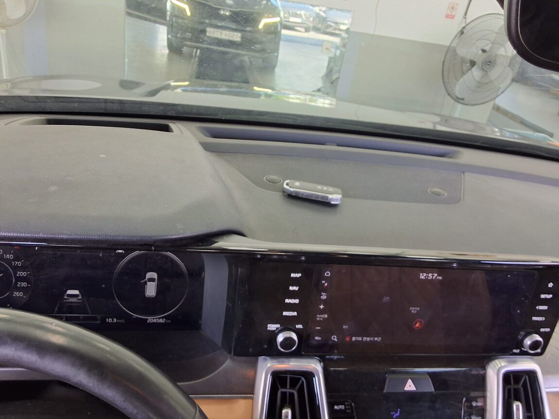 KIA NEW SORENTO (MQ4) 2.2 DIESEL 4WD SIGNATURE 2021 - zdjęcie 18