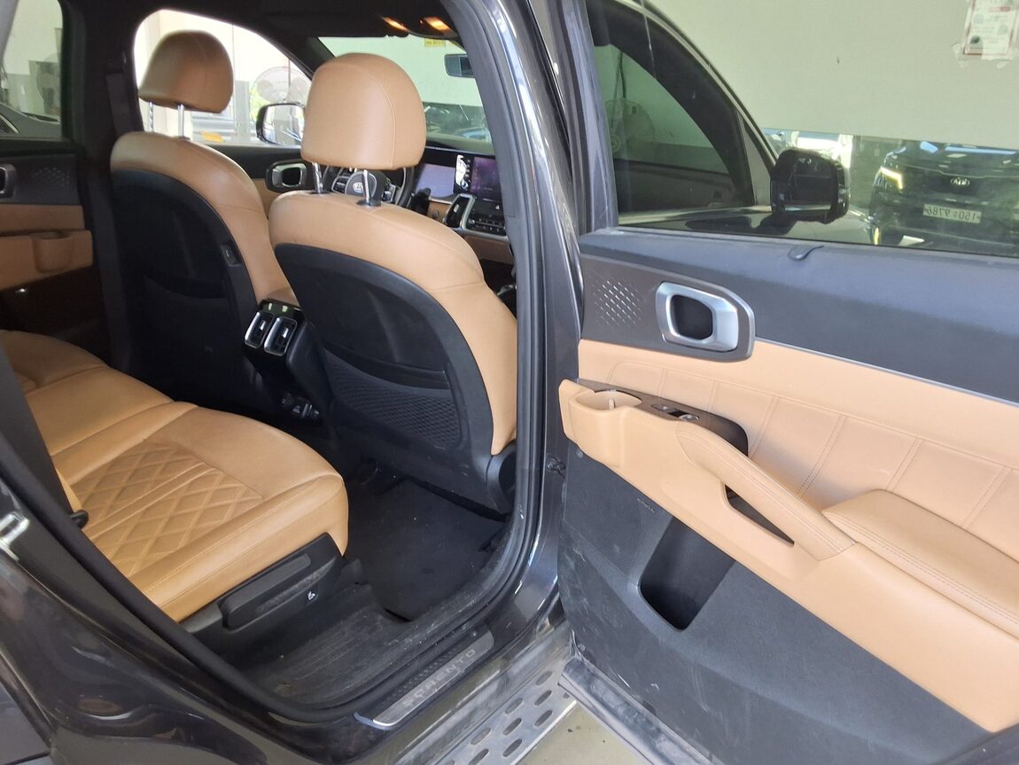 KIA NEW SORENTO (MQ4) 2.2 DIESEL 4WD SIGNATURE 2021 - zdjęcie 13