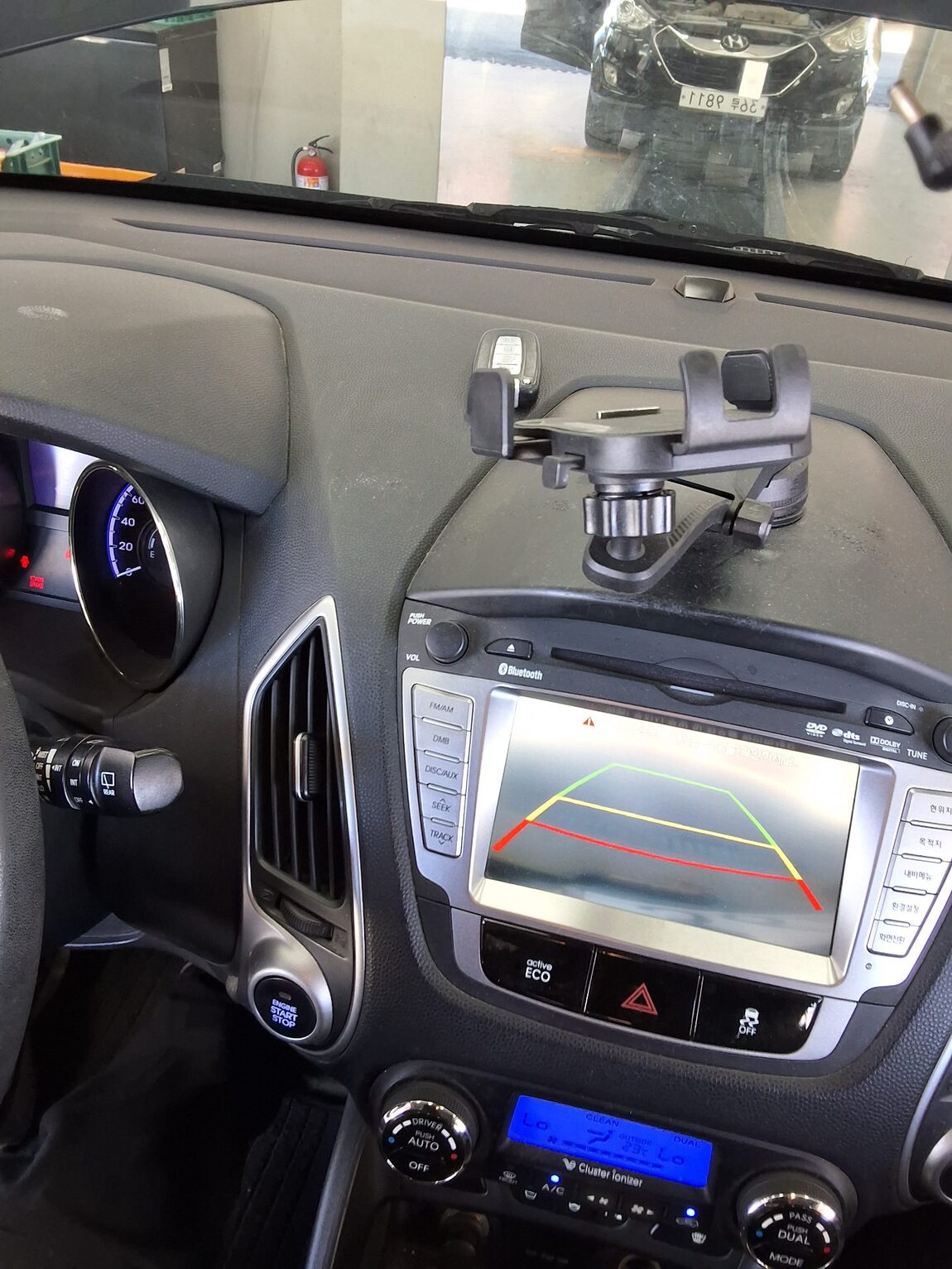 HYUNDAI TUCSON ix DIESEL R20 2WD LX20 PREMIER 2011 - zdjęcie 17