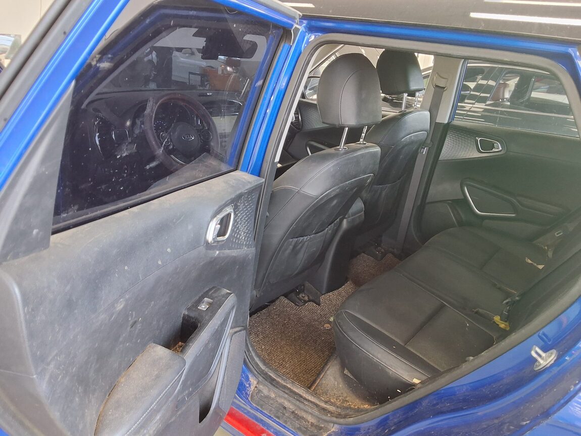 KIA SOUL BOOSTER 1.6 T-GDI NOBLESSE 2019 - zdjęcie 12