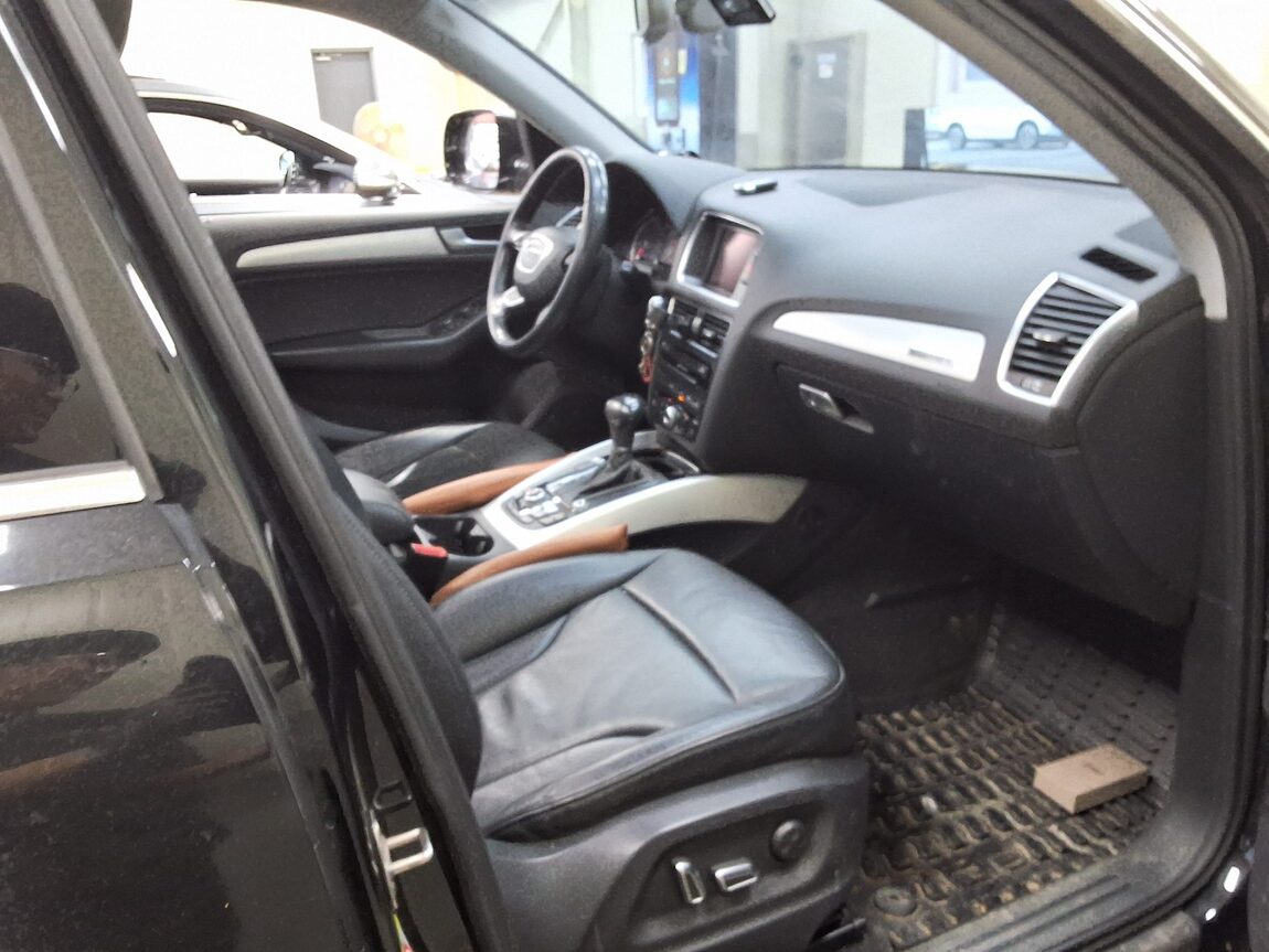 AUDI Q5 2.0 TDI QUATTRO 2013 - zdjęcie 15