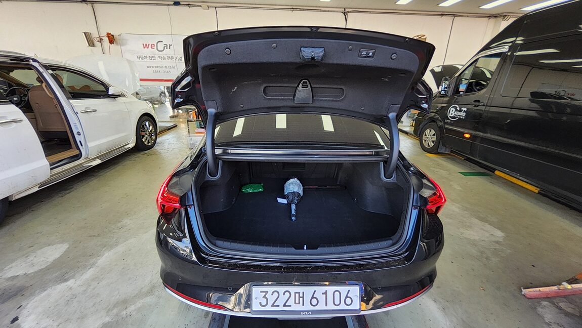 KIA K8 3.5 GDI 4WD PLATINUM 2023 - zdjęcie 15