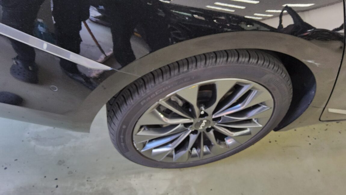 KIA K8 3.5 GDI 4WD PLATINUM 2023 - zdjęcie 26
