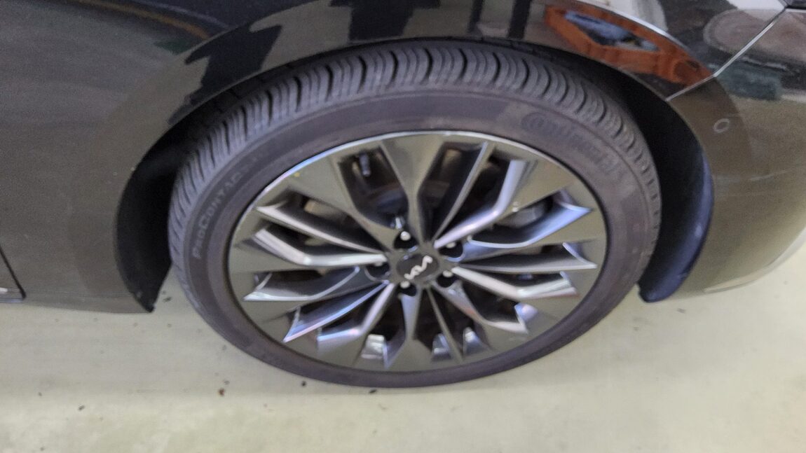 KIA K8 3.5 GDI 4WD PLATINUM 2023 - zdjęcie 25