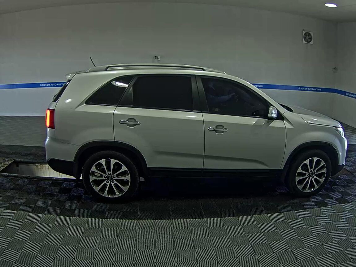 KIA NEW SORENTO R R2.0 2WD TRENDY 2014 - zdjęcie 4