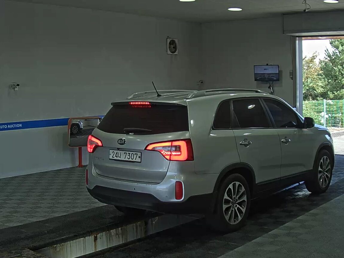 KIA NEW SORENTO R R2.0 2WD TRENDY 2014 - zdjęcie 5