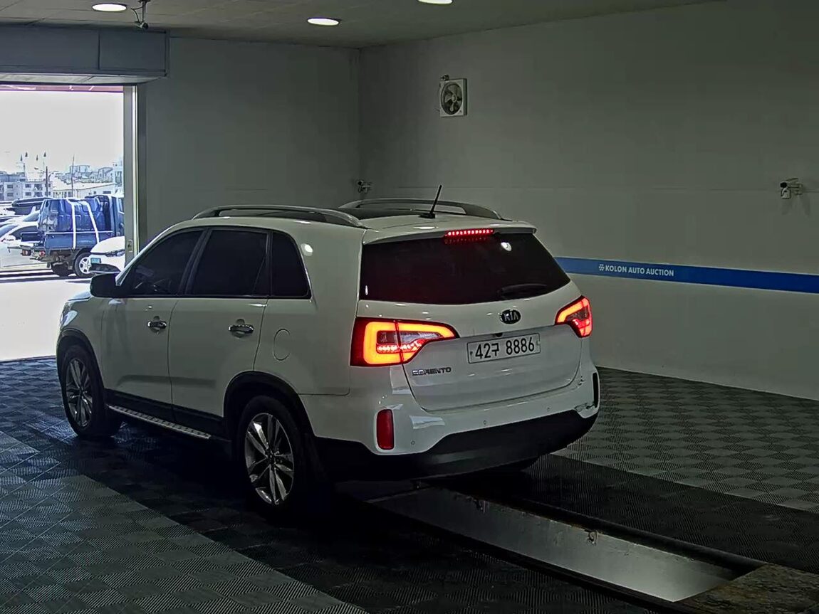 KIA NEW SORENTO R R2.0 2WD PRESTIGE 2014 - zdjęcie 6