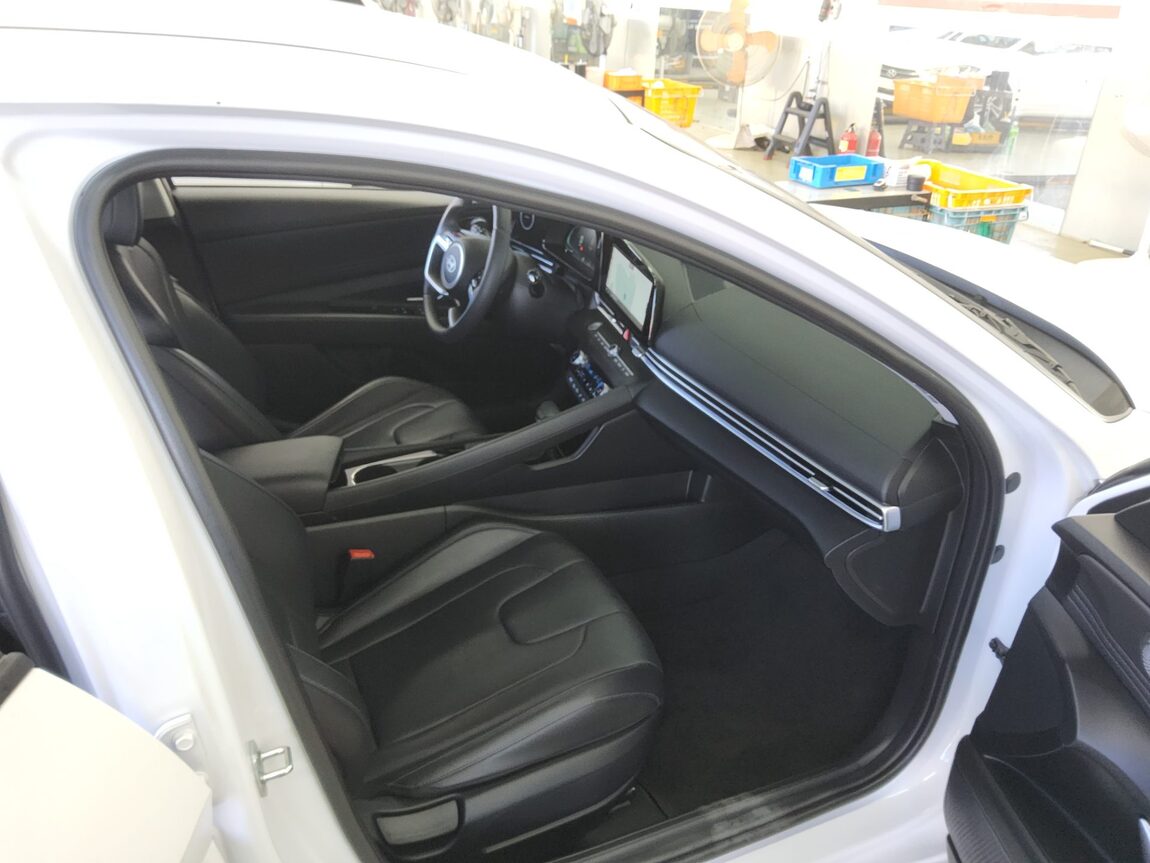HYUNDAI THE NEW AVANTE (CN7) GASOLINE 1.6 MODERN 2024 - zdjęcie 14