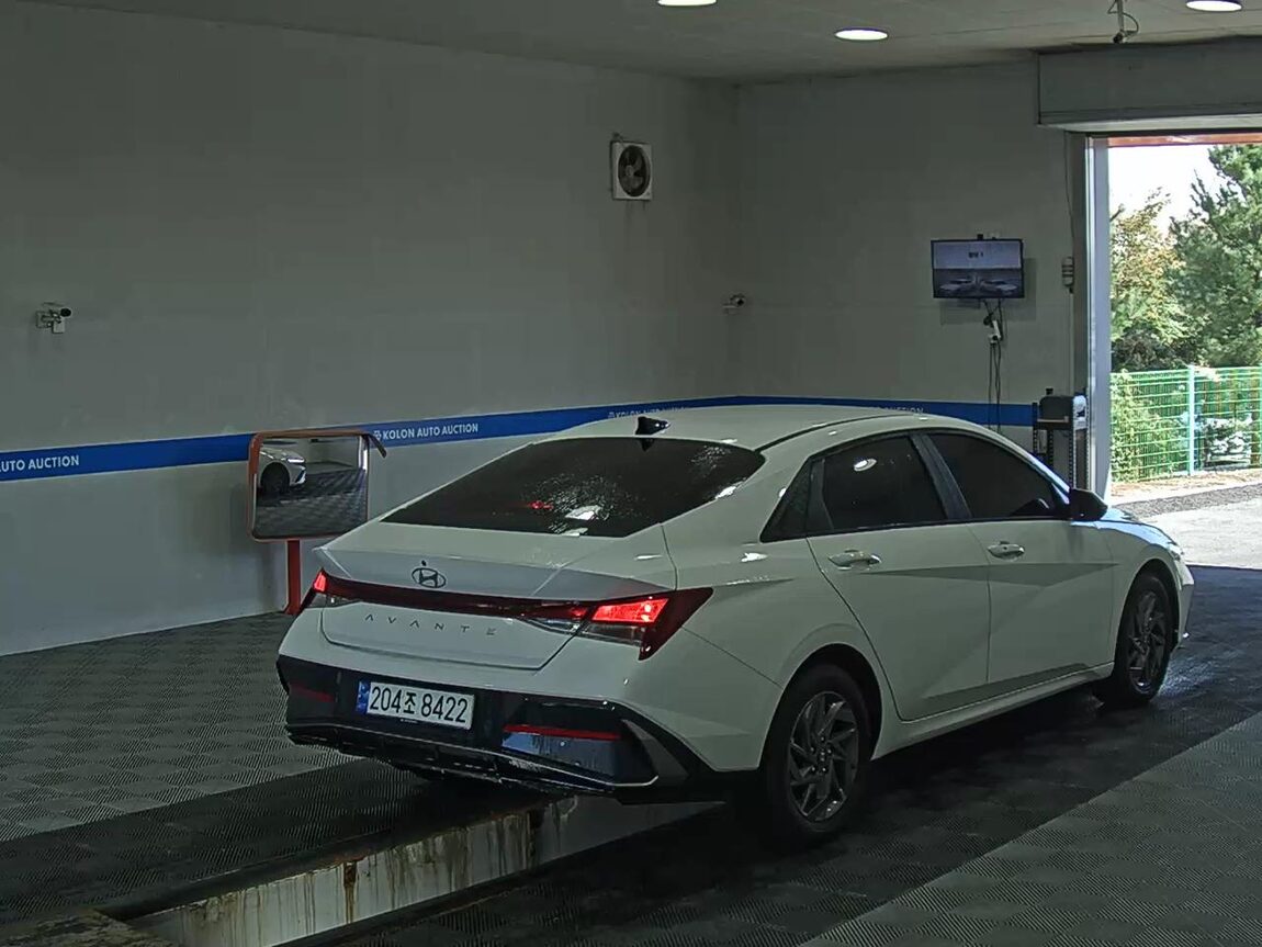 HYUNDAI THE NEW AVANTE (CN7) GASOLINE 1.6 MODERN 2024 - zdjęcie 5
