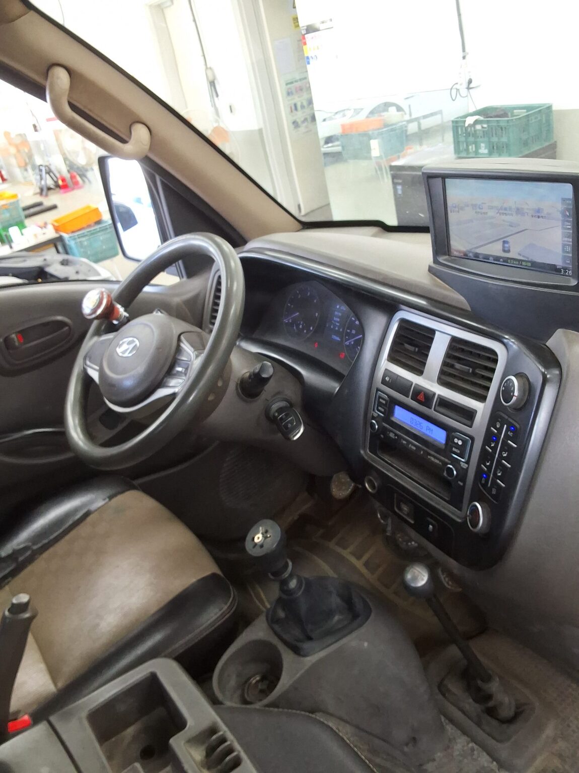 HYUNDAI PORTER II CRDi 4WD DOUBLE CAB LONG WHEELBASE STYLE 2020 - zdjęcie 11