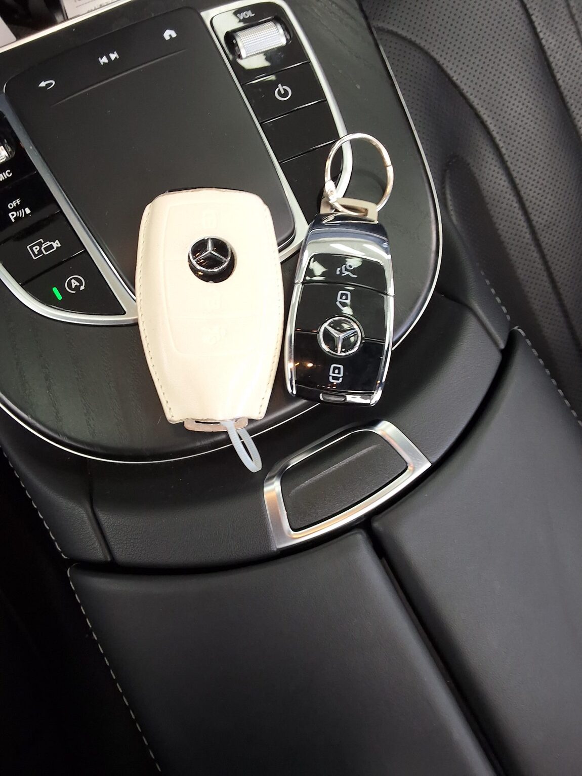 MERCEDES-BENZ CLS-CLASS (3RD GEN) CLS 300d 4MATIC 2023 - zdjęcie 17