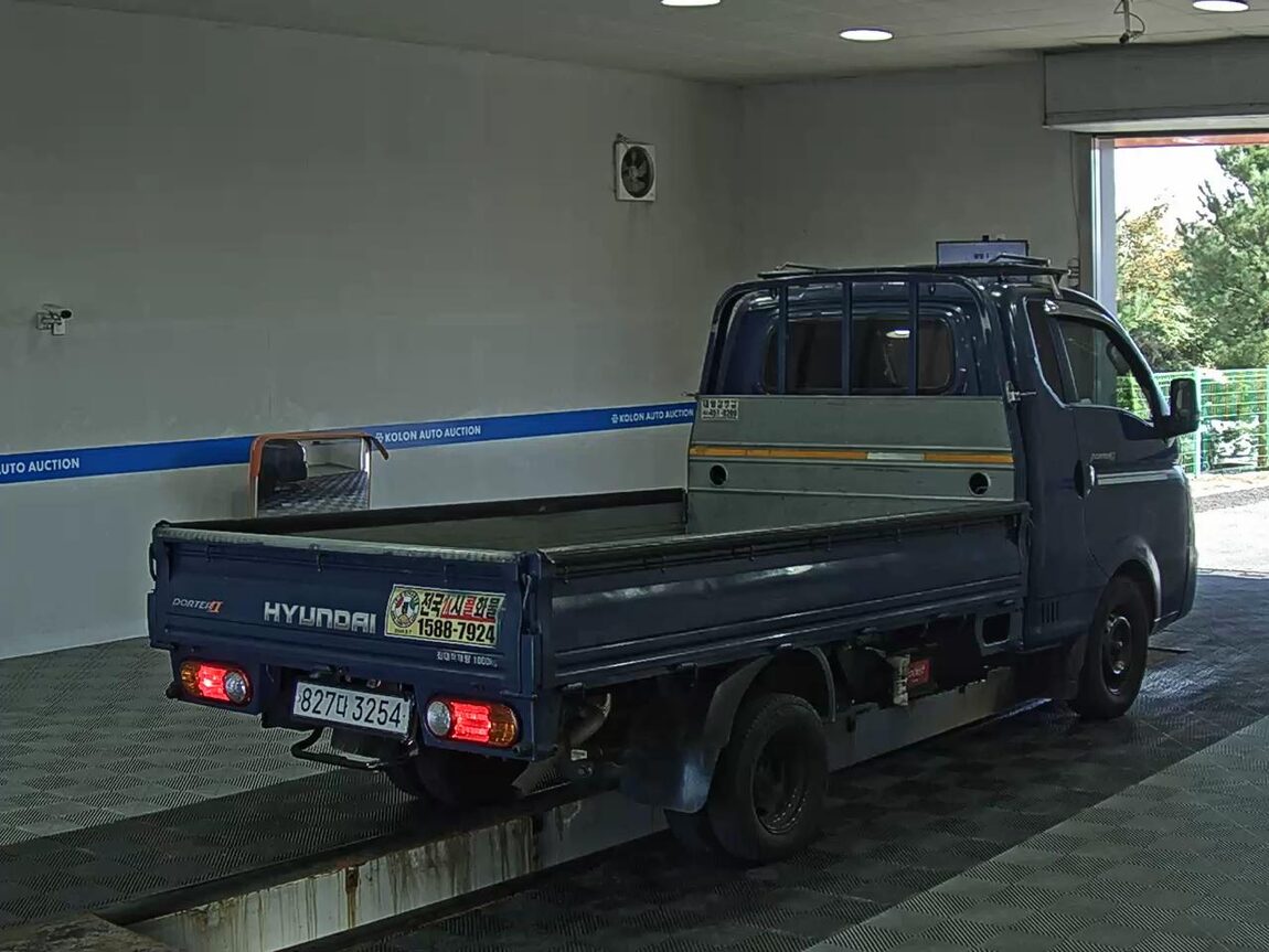 HYUNDAI PORTER II CRDi SUPER CAB EXTRA LONG WHEELBASE MODERN 2018 - zdjęcie 5