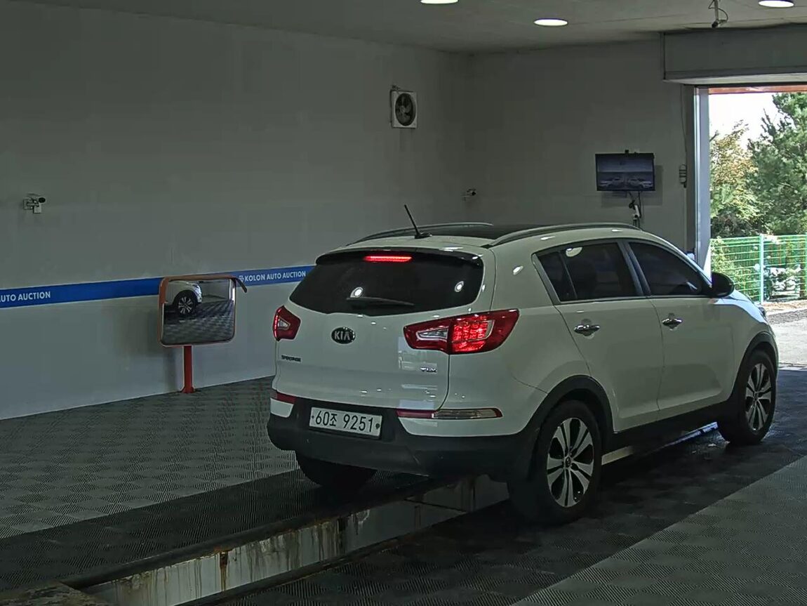 KIA SPORTAGE R DIESEL R2.0 2WD TLX PREMIUM 2013 - zdjęcie 5