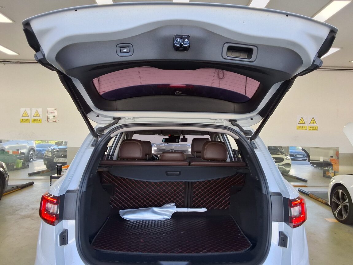 RENAULT (SAMSUNG) QM6 2.0 dCi 4WD RE SIGNATURE 2017 - zdjęcie 15