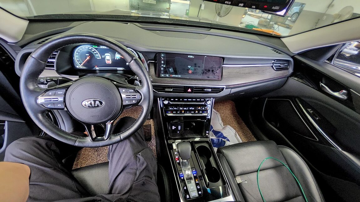 KIA K7 PREMIER 2.5 GDi NOBLESSE 2020 - zdjęcie 11