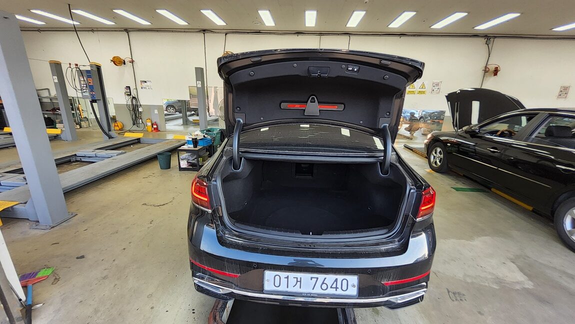 KIA K7 PREMIER 2.5 GDi NOBLESSE 2020 - zdjęcie 15