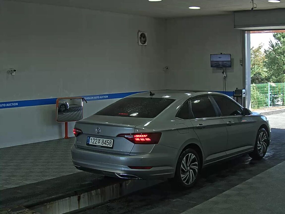 VOLKSWAGEN JETTA (7TH GEN) 1.4 TSI PRESTIGE 2021 - zdjęcie 5