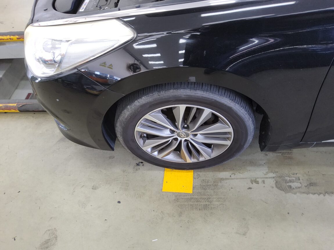 HYUNDAI GRANDEUR HG HG 240 MODERN 2016 - zdjęcie 20