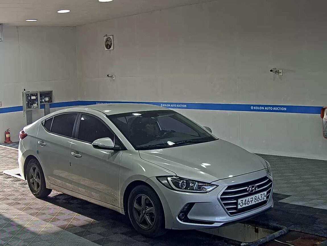 HYUNDAI AVANTE AD 1.6 DIESEL SMART 2017 - zdjęcie 3