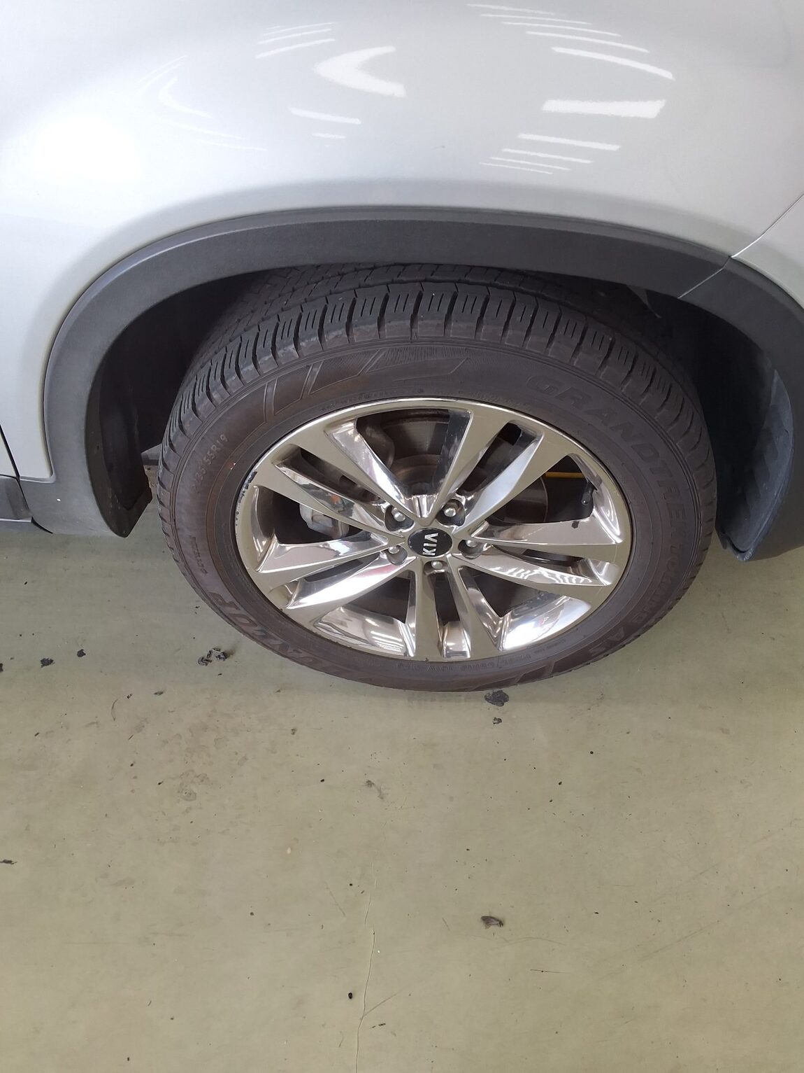 KIA NEW SORENTO R R2.0 2WD PRESTIGE 2014 - zdjęcie 23