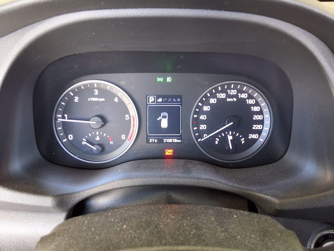 HYUNDAI ALL NEW TUCSON DIESEL R2.0 4WD MODERN 2017 - zdjęcie 9