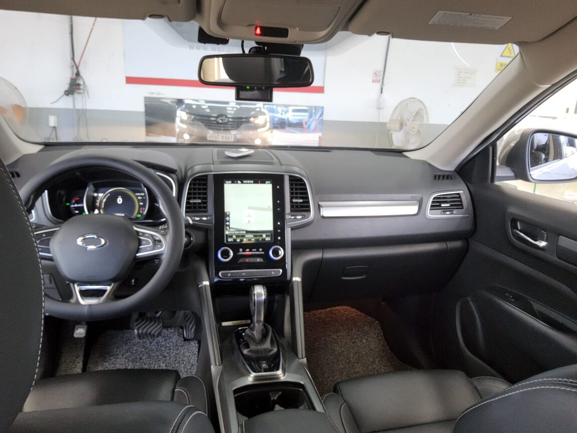 RENAULT (SAMSUNG) QM6 2.0 GDe 2WD LE 2019 - zdjęcie 11