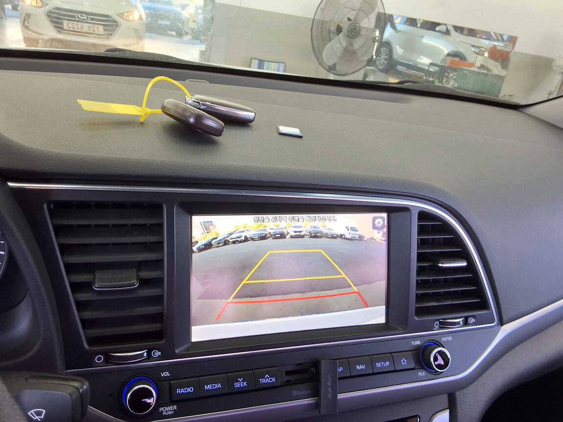 HYUNDAI AVANTE AD 1.6 DIESEL CORPORATE USE 2018 - zdjęcie 18