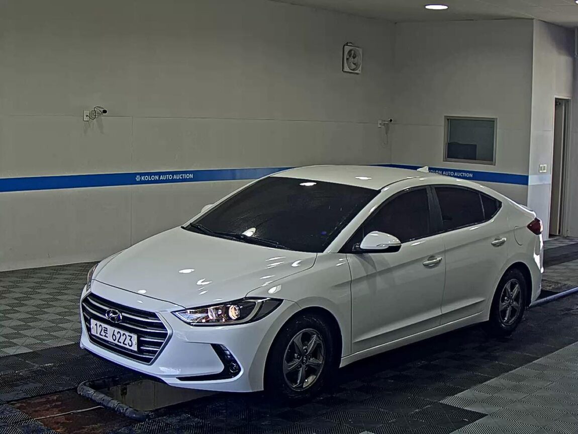 HYUNDAI AVANTE AD 1.6 DIESEL CORPORATE USE 2018 - zdjęcie 2