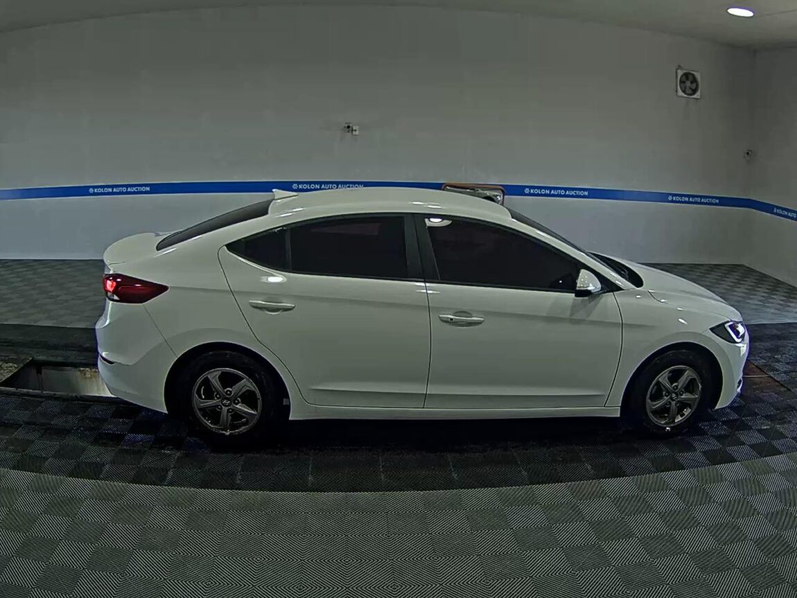 HYUNDAI AVANTE AD 1.6 DIESEL CORPORATE USE 2018 - zdjęcie 4