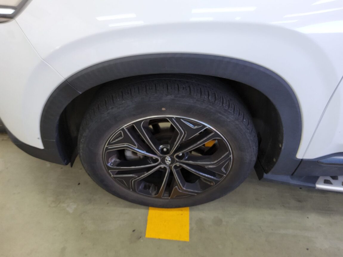 HYUNDAI SANTA FE (TM) R2.0 2WD PREMIUM 2019 - zdjęcie 22