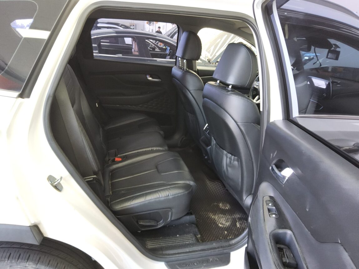 HYUNDAI SANTA FE (TM) R2.0 2WD PREMIUM 2019 - zdjęcie 13