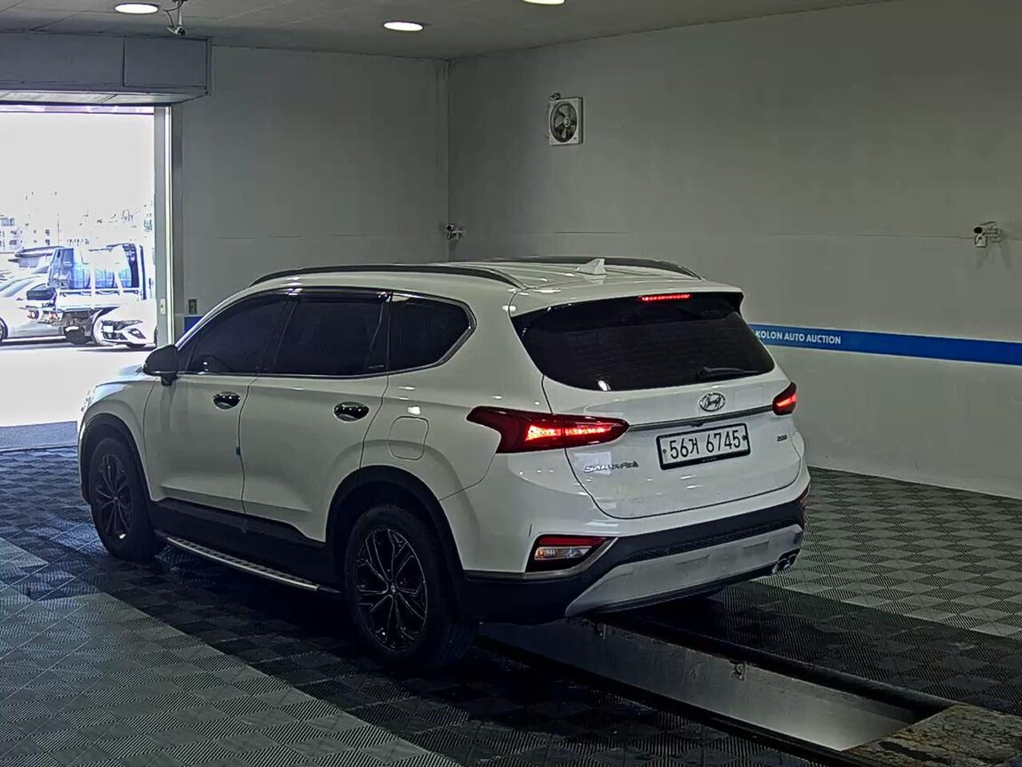 HYUNDAI SANTA FE (TM) R2.0 2WD PREMIUM 2019 - zdjęcie 6