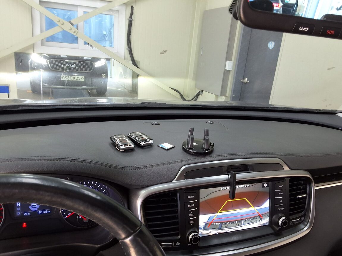 KIA THE NEW SORENTO DIESEL R2.0 4WD NOBLESSE 2019 - zdjęcie 25