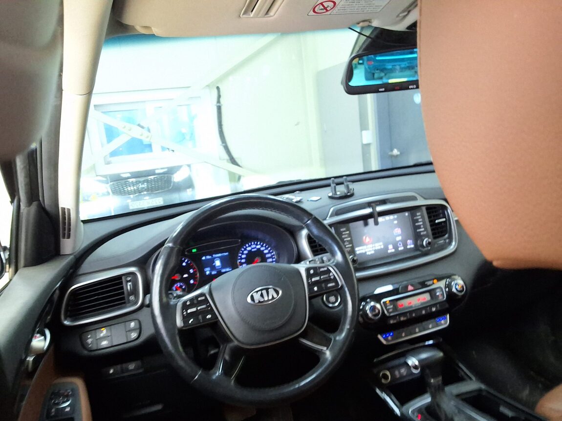 KIA THE NEW SORENTO DIESEL R2.0 4WD NOBLESSE 2019 - zdjęcie 12