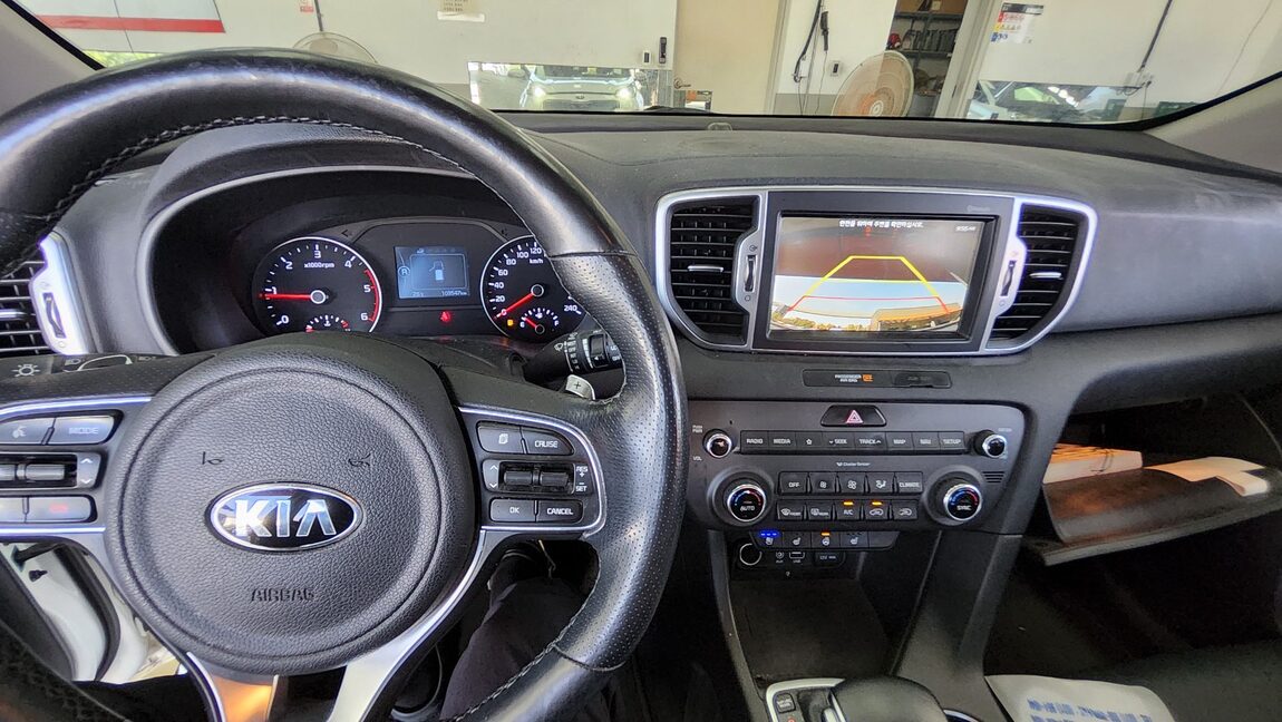 KIA NEW SPORTAGE 1.7 2WD NOBLESSE 2018 - zdjęcie 19