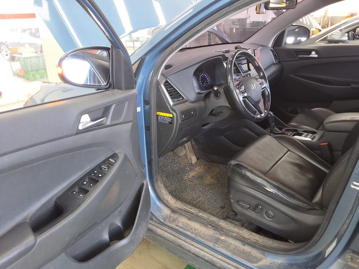 HYUNDAI ALL NEW TUCSON DIESEL 1.7 2WD MODERN 2016 - zdjęcie 10