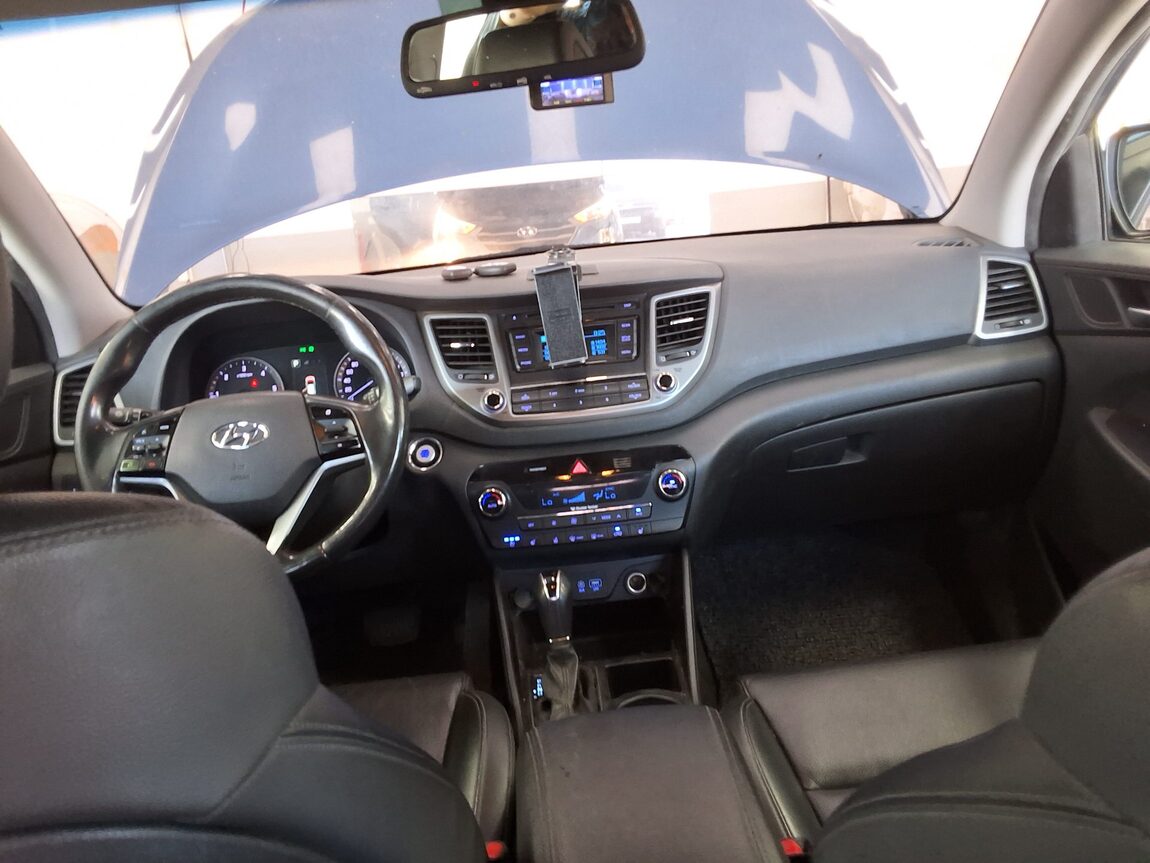 HYUNDAI ALL NEW TUCSON DIESEL 1.7 2WD MODERN 2016 - zdjęcie 11