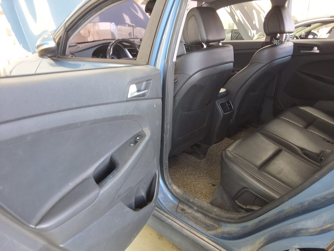 HYUNDAI ALL NEW TUCSON DIESEL 1.7 2WD MODERN 2016 - zdjęcie 12