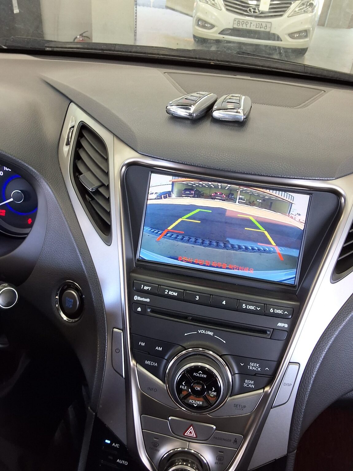 HYUNDAI GRANDEUR HG HG 240 LUXURY 2012 - zdjęcie 17